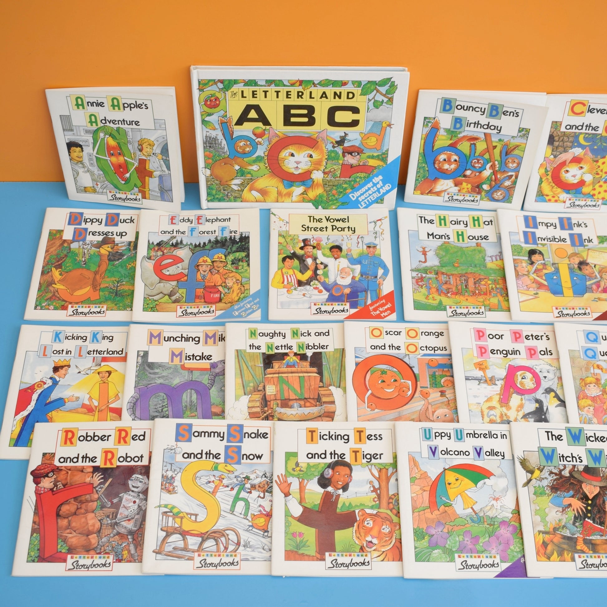 Vintage 1980s Book Set - Letterland x20 by Pineapple Retro