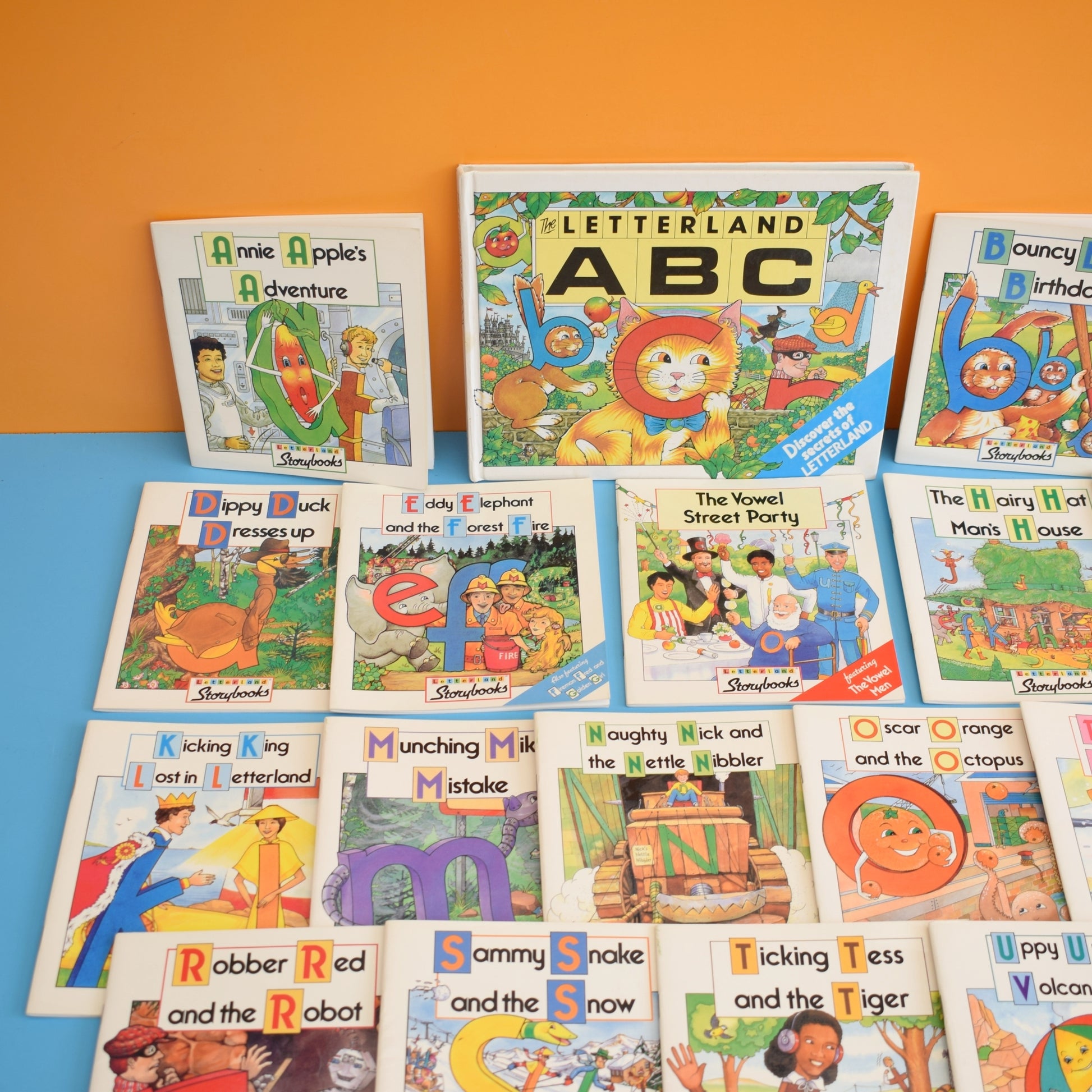 Vintage 1980s Book Set - Letterland x20 by Pineapple Retro
