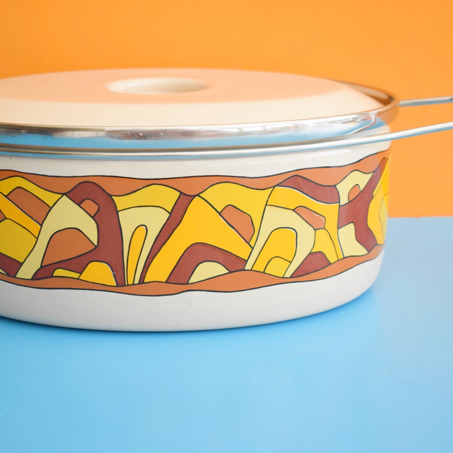 Vintage 1960s Enamel Casserole - Siltal Italy - Yellow & Brown Design