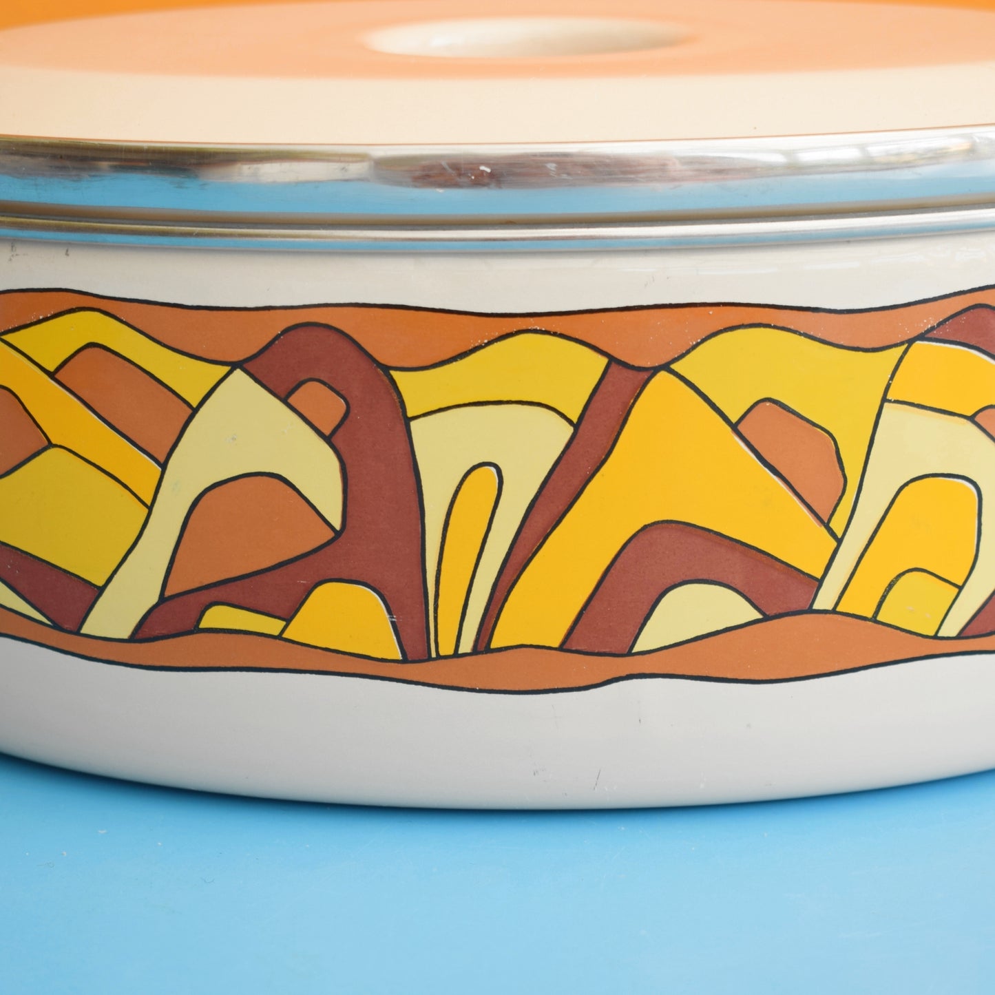 Vintage 1960s Enamel Casserole - Siltal Italy - Yellow & Brown Design