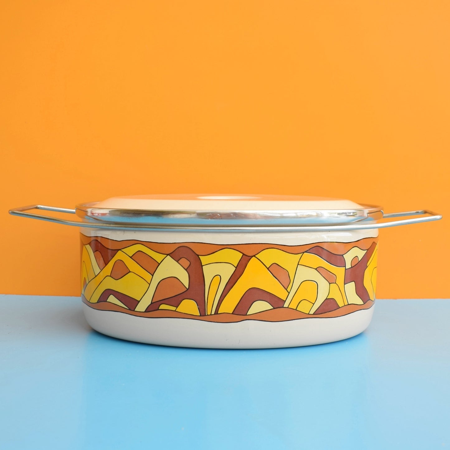 Vintage 1960s Enamel Casserole - Siltal Italy - Yellow & Brown Design