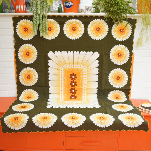 Vintage 1970s Large Tablecloth & Napkin Set - Yellow Flower