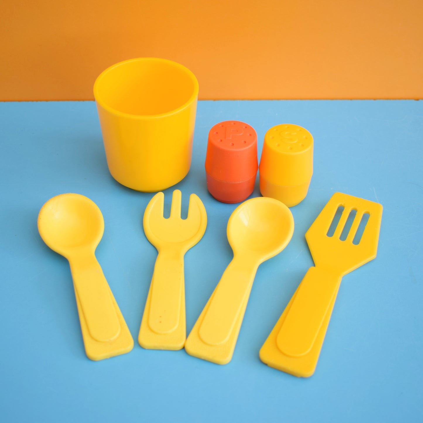 Vintage 1980s Plastic Cooker Bits Fisher Price Pineapple Retro