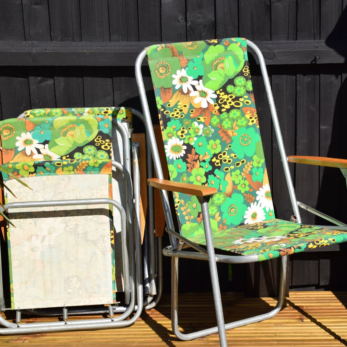 Vintage 1970s Folding Garden Chairs - Flower Power - Green