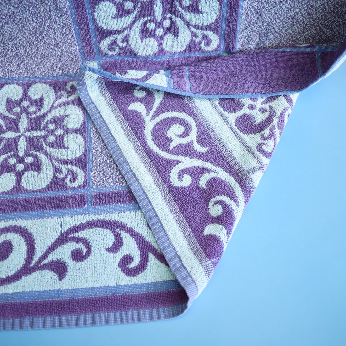 Vintage 1970s Bath Towel - Purple & Blue