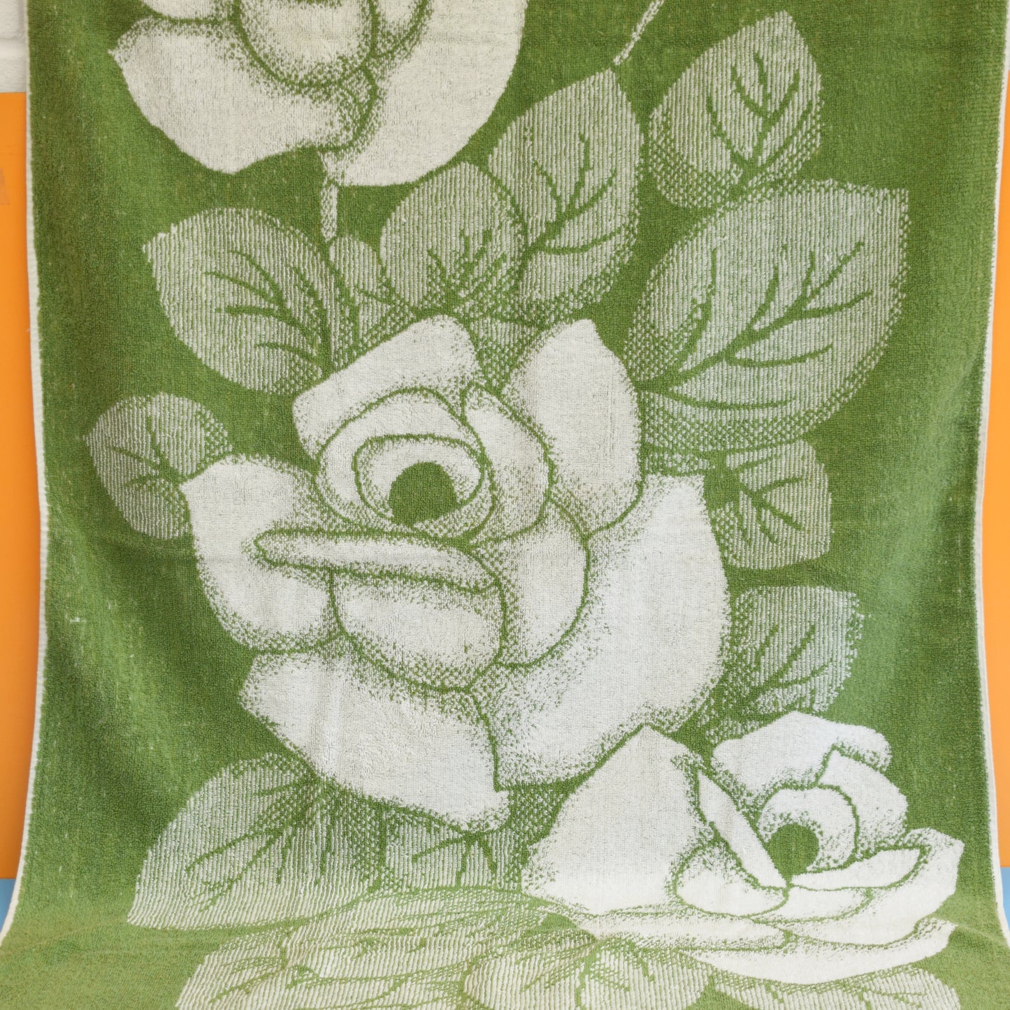 Vintage 1970s Bath Towels - Brown or Green Rose Design