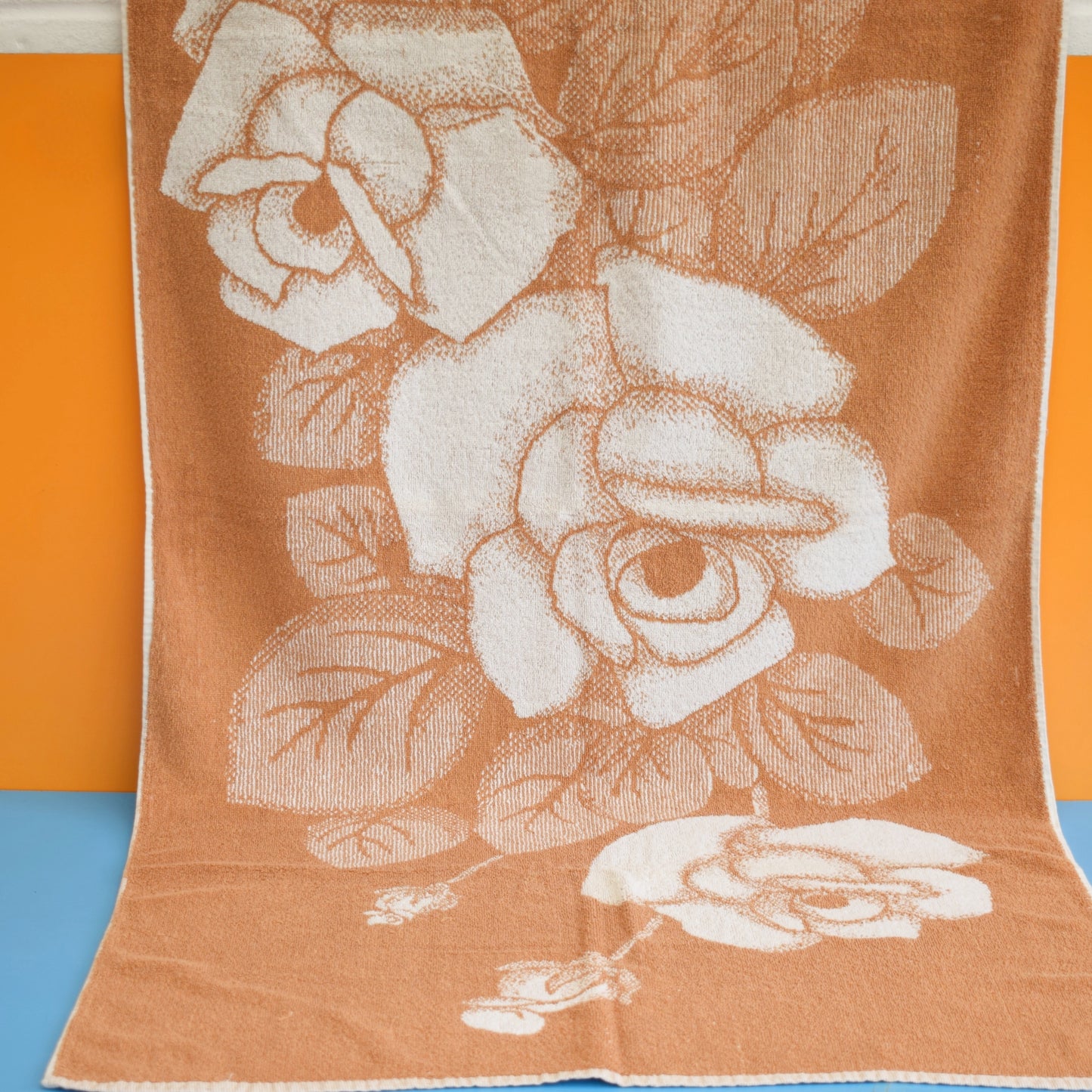 Vintage 1970s Bath Towels - Brown or Green Rose Design