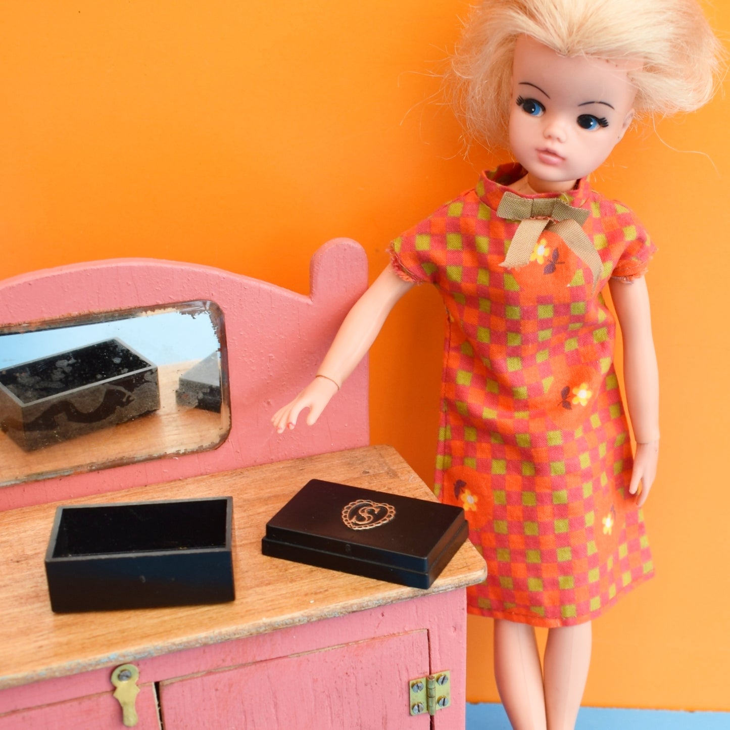 Vintage 1970s Sindy Doll Outfits/ Jewellery Box - Various .