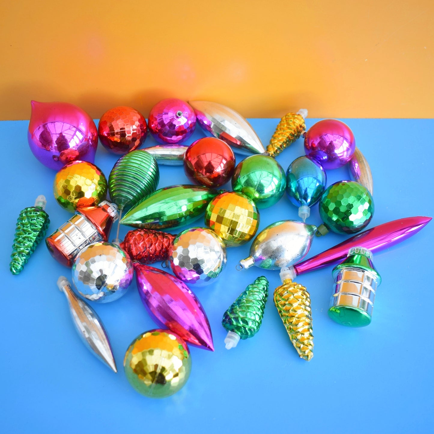 Vintage 1970s Plastic Christmas Mixed Decs - Disco/ Shapes x27