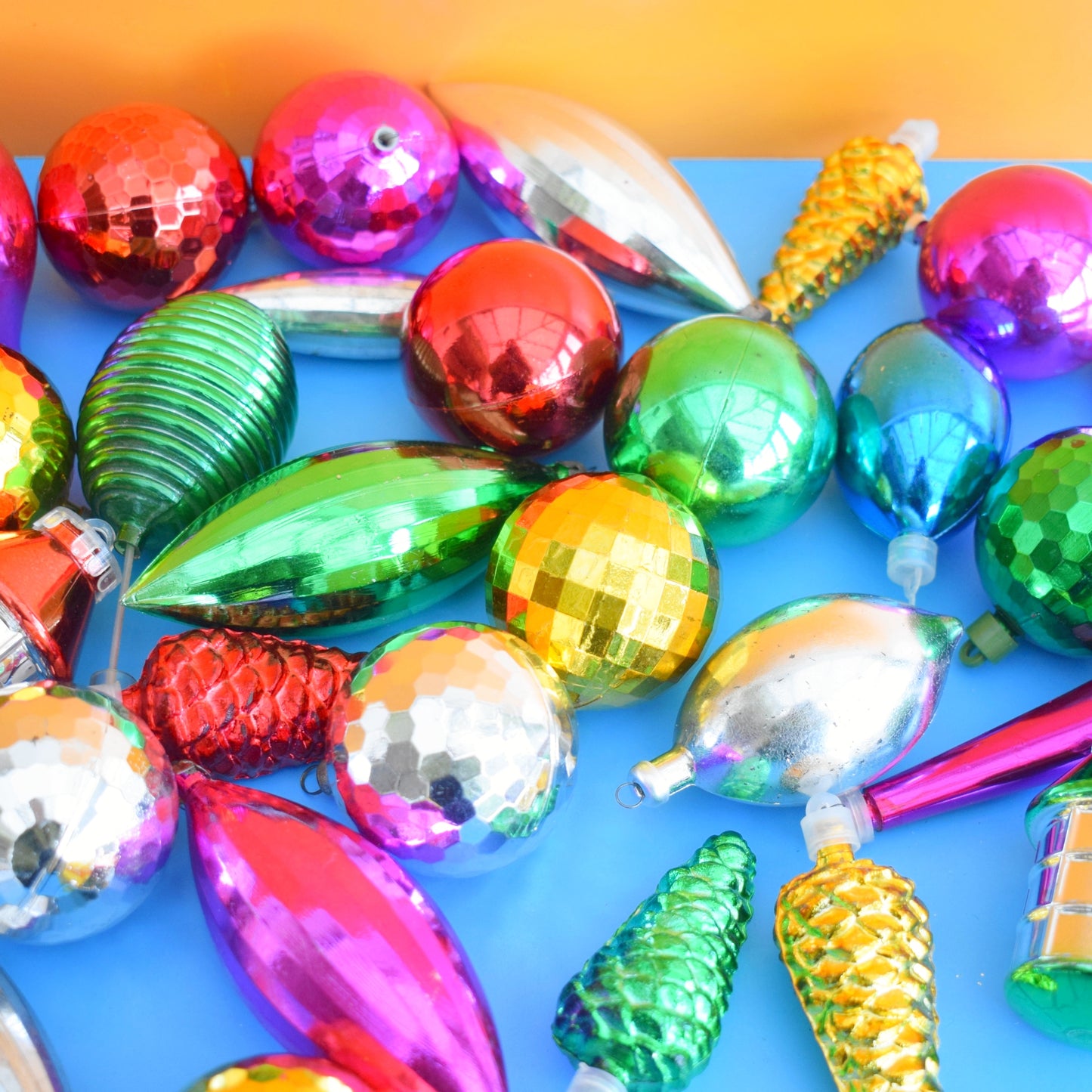 Vintage 1970s Plastic Christmas Mixed Decs - Disco/ Shapes x27