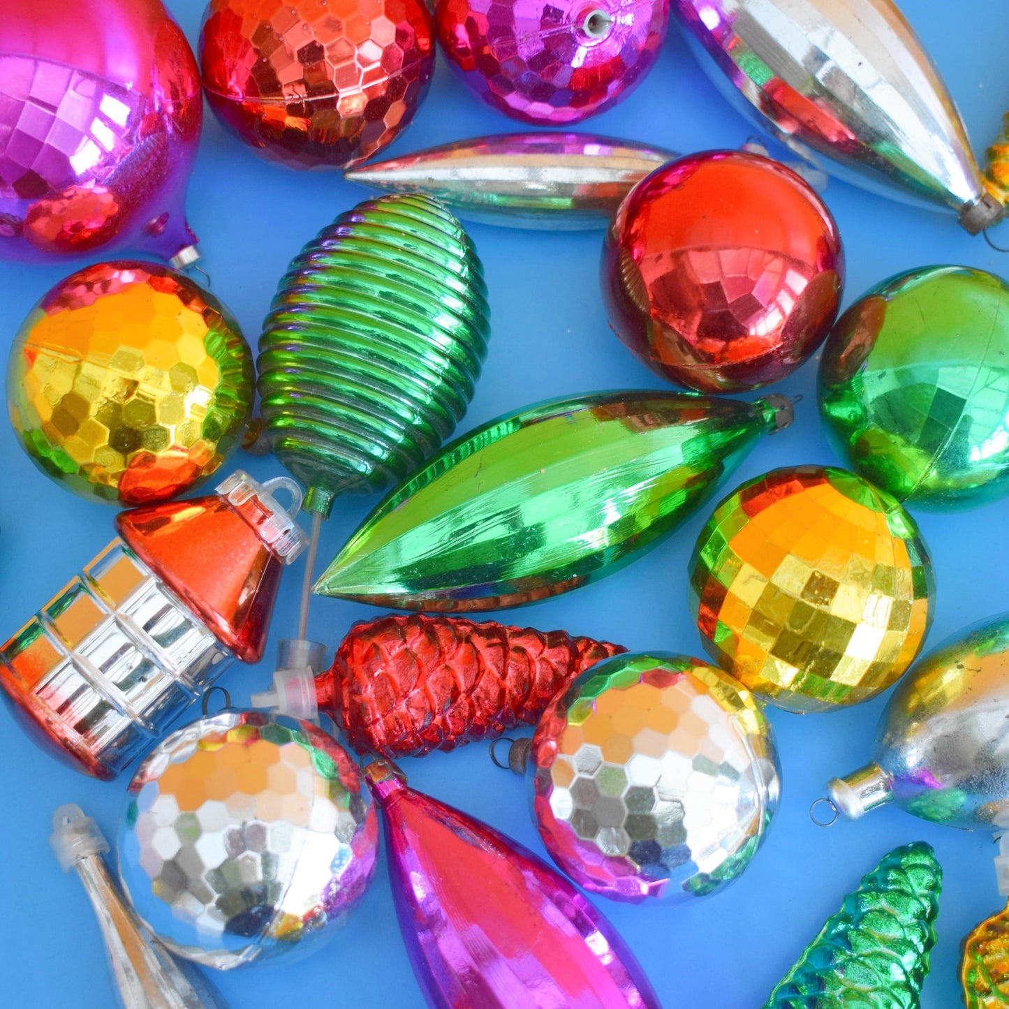 Vintage 1970s Plastic Christmas Mixed Decs - Disco/ Shapes x27