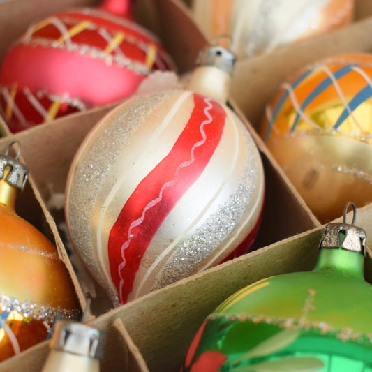 Vintage 1970s Glass Christmas Baubles - Medium - Red & Green Lemons