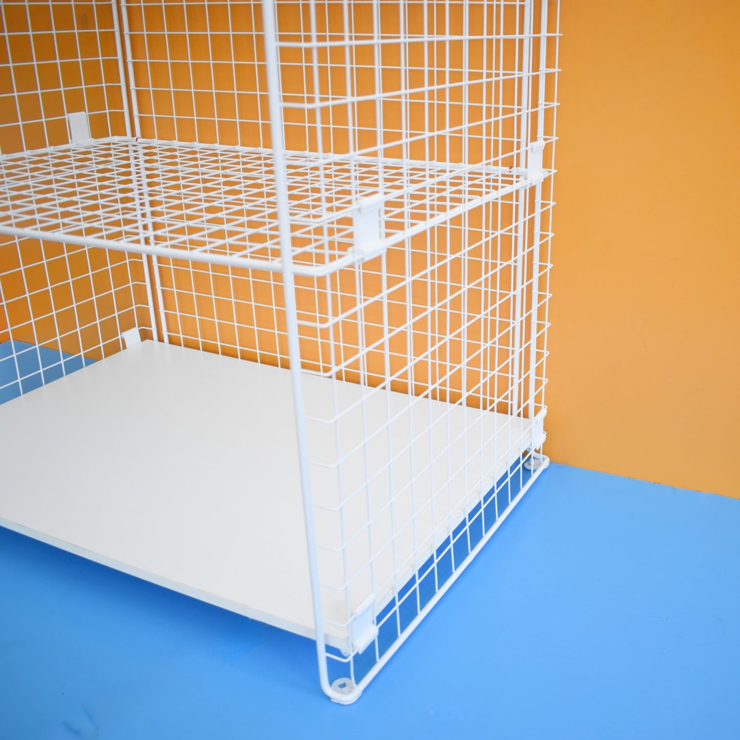 Vintage 1980s Wire Frame Shelving Unit / Plant / Display - White - Flat Packed