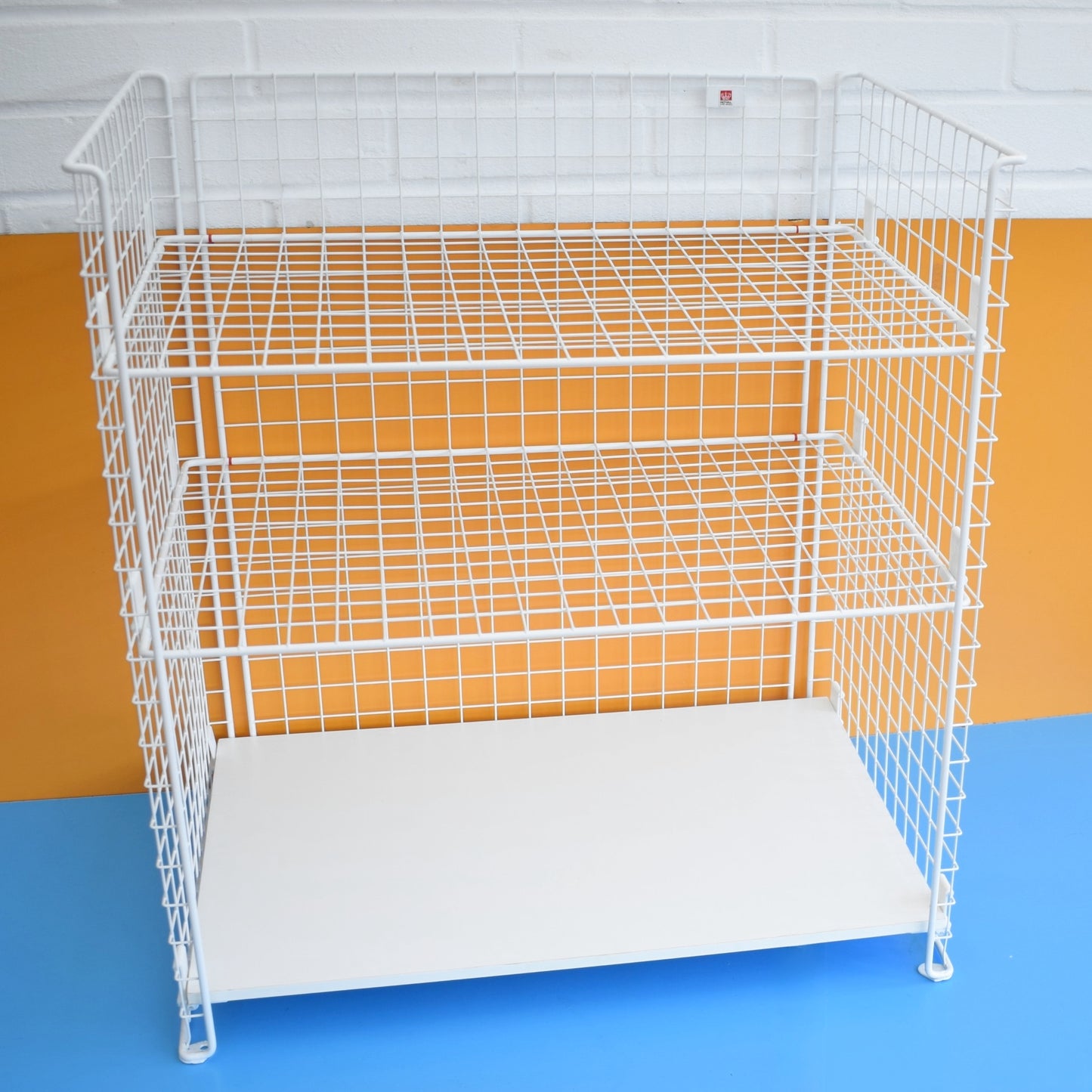 Vintage 1980s Wire Frame Shelving Unit / Plant / Display - White - Flat Packed