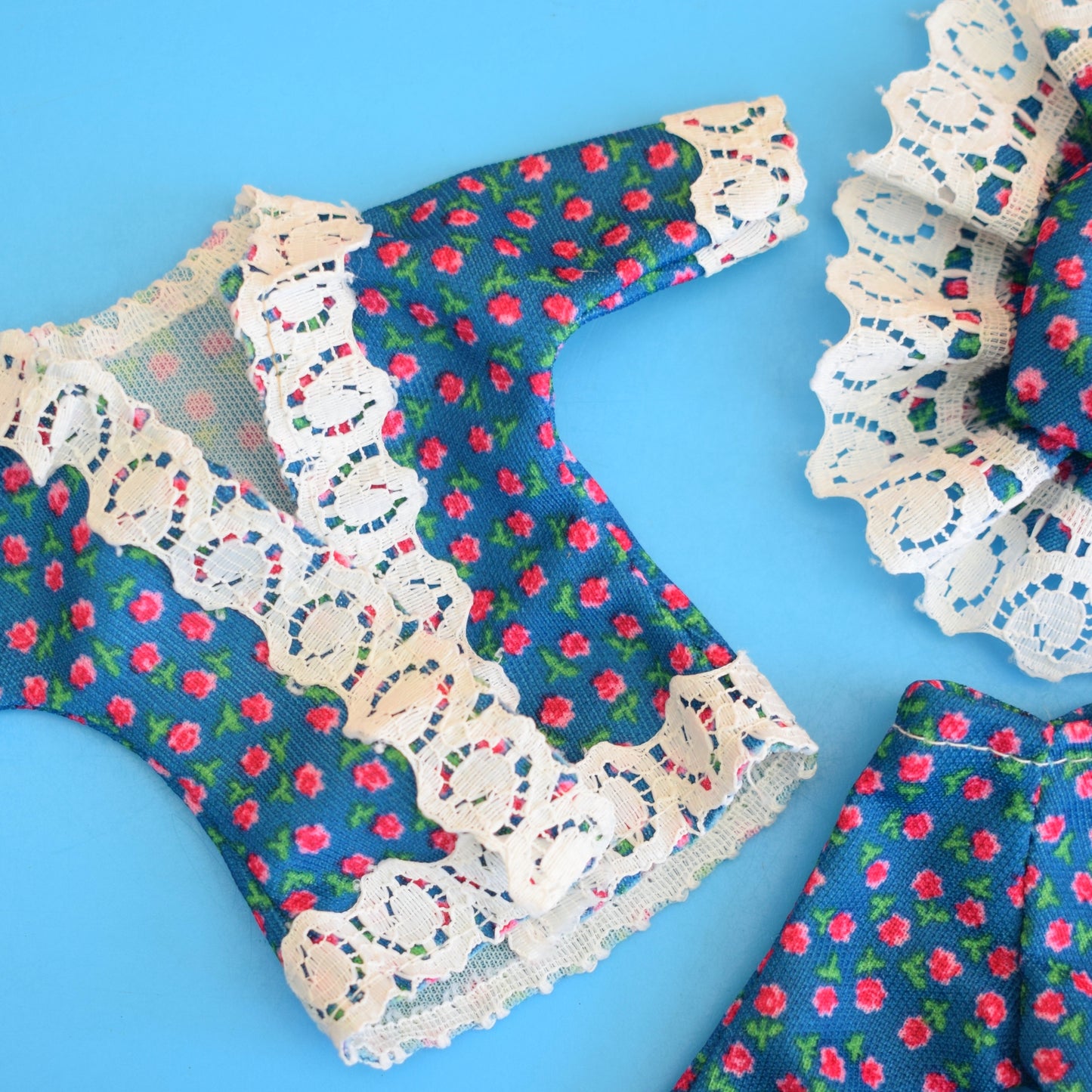 Vintage 1970s Sindy Style Flare / Hat / Jacket Set