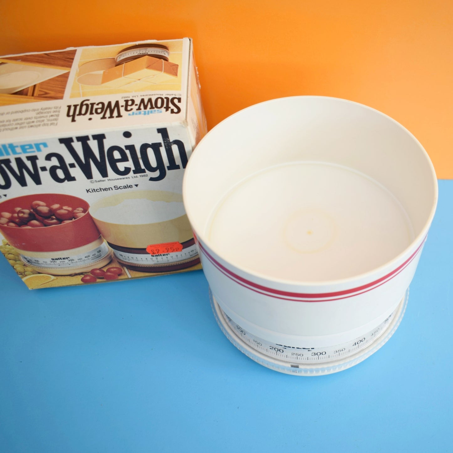 Vintage 1980s Salter Stow-A-Weigh Kitchen Scales - White & Red by Vintage