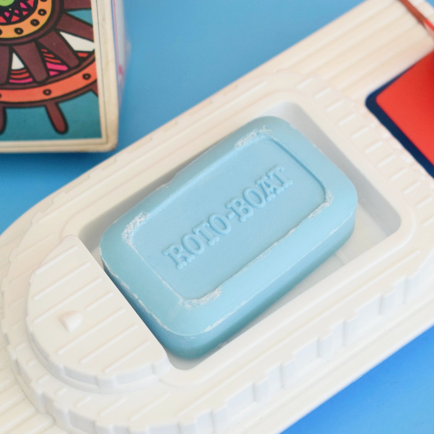 Vintage 1980s Avon Sail / Rota Boat Floating Soap Holder / Toy - Boxed