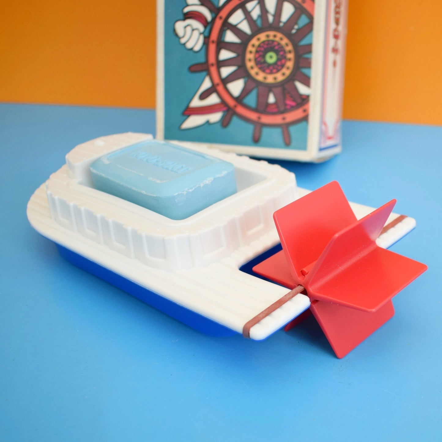 Vintage 1980s Avon Sail / Rota Boat Floating Soap Holder / Toy - Boxed