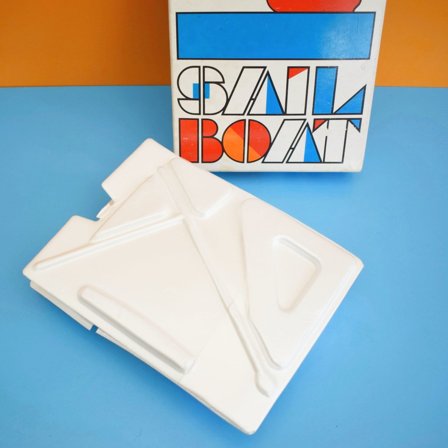 Vintage 1980s Avon Sail / Rota Boat Floating Soap Holder / Toy - Boxed