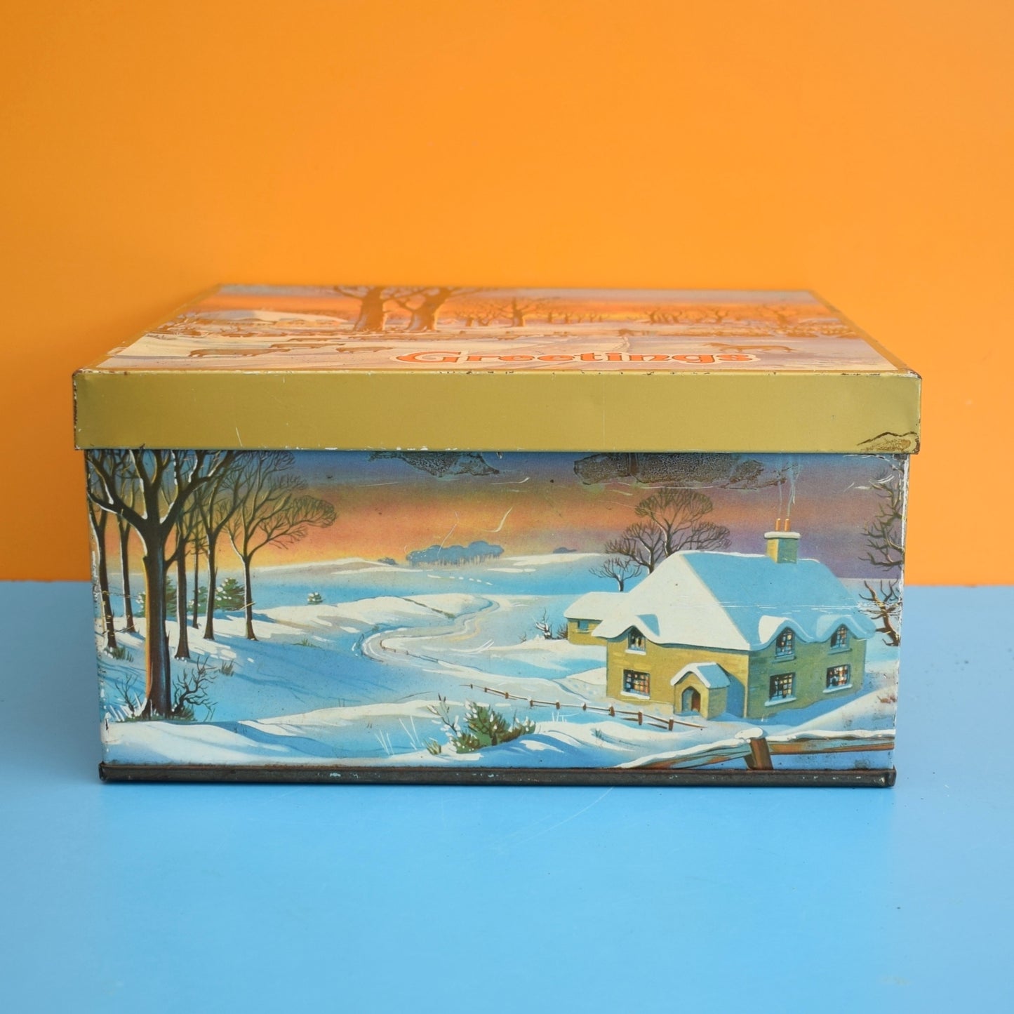 Vintage 1950s Christmas Biscuit Tin - Snow Scene