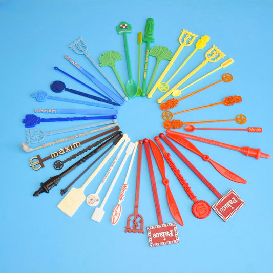 Vintage 1970s Drink Stirrers / Sticks - Rainbow . by Pineapple Retro