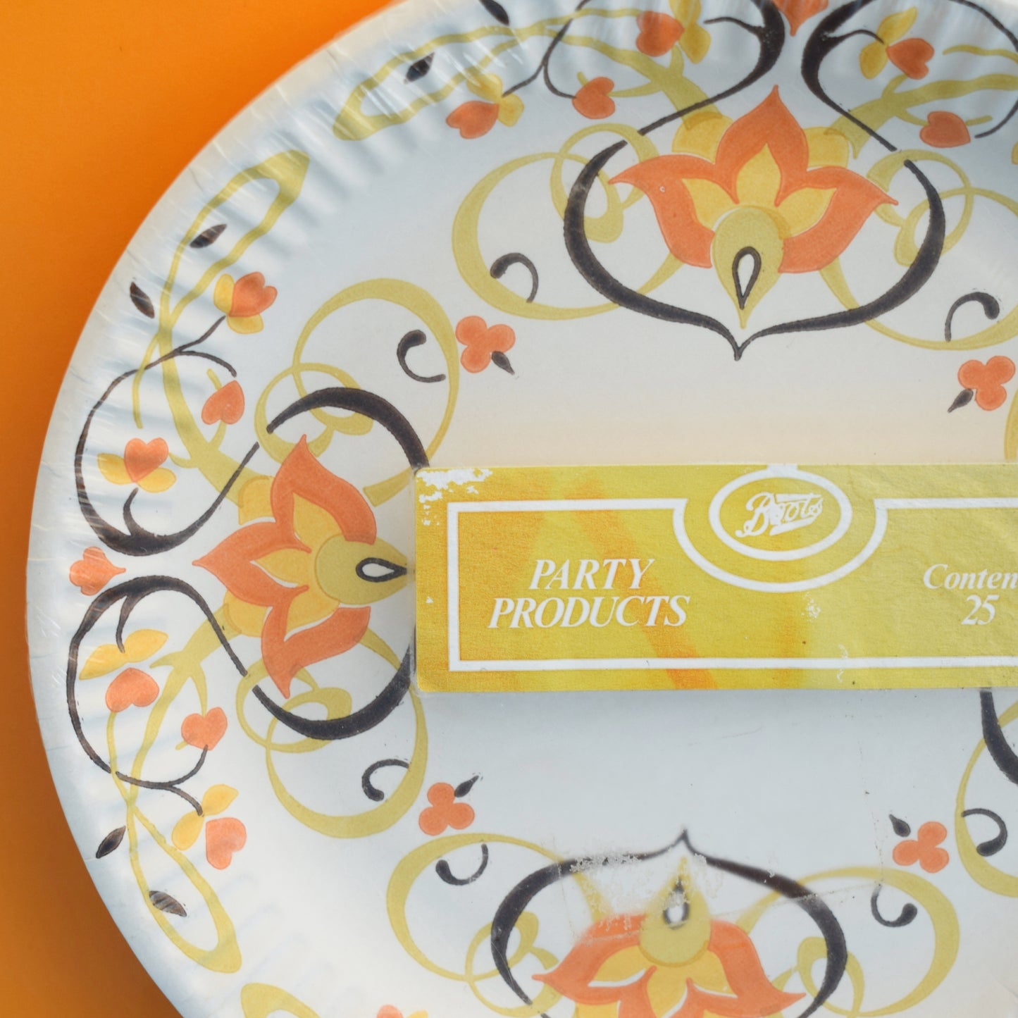 Vintage 1960s Paper Plates - Orange & Brown Swirls x25
