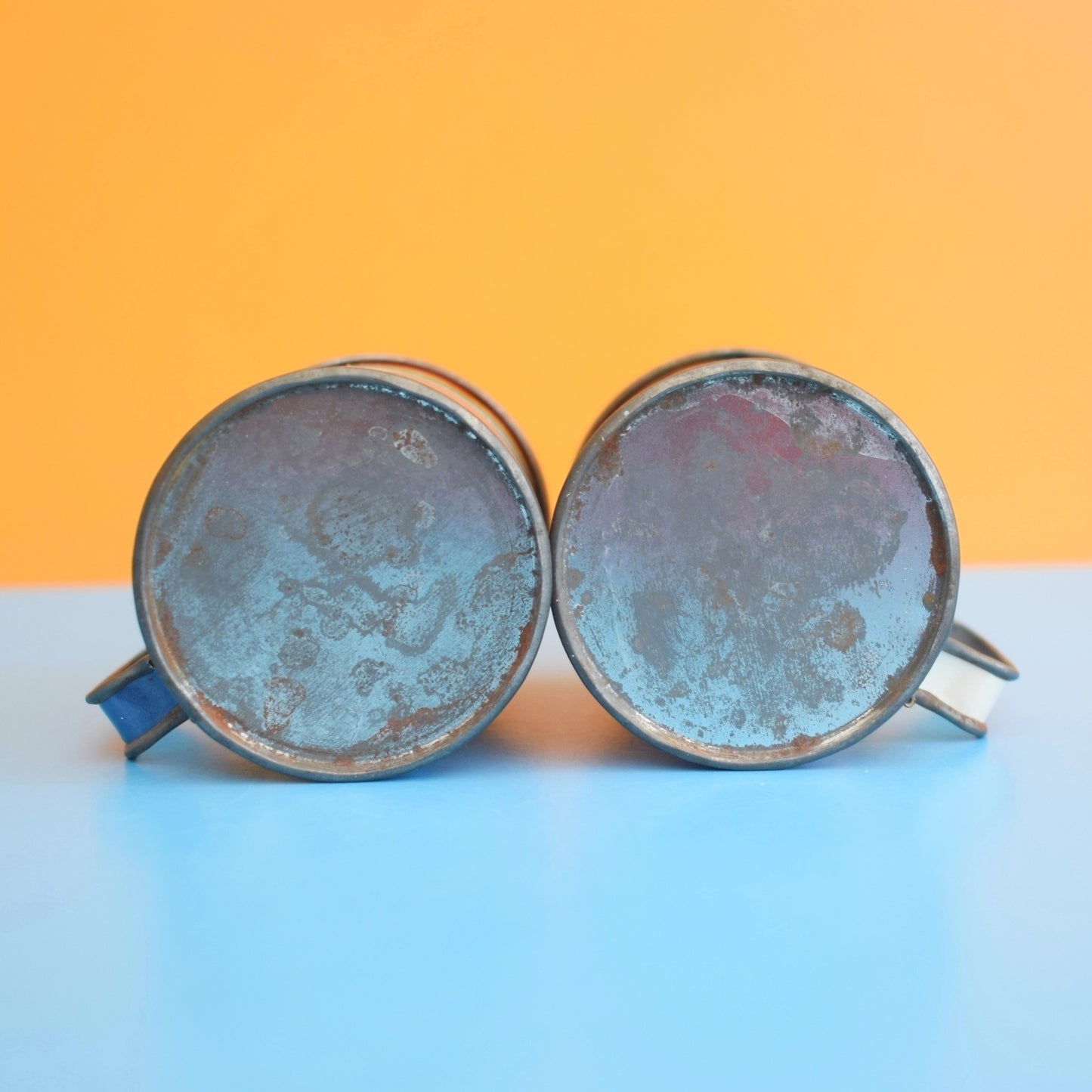 Vintage 1960s Salt & Pepper Tins - American - Giftco