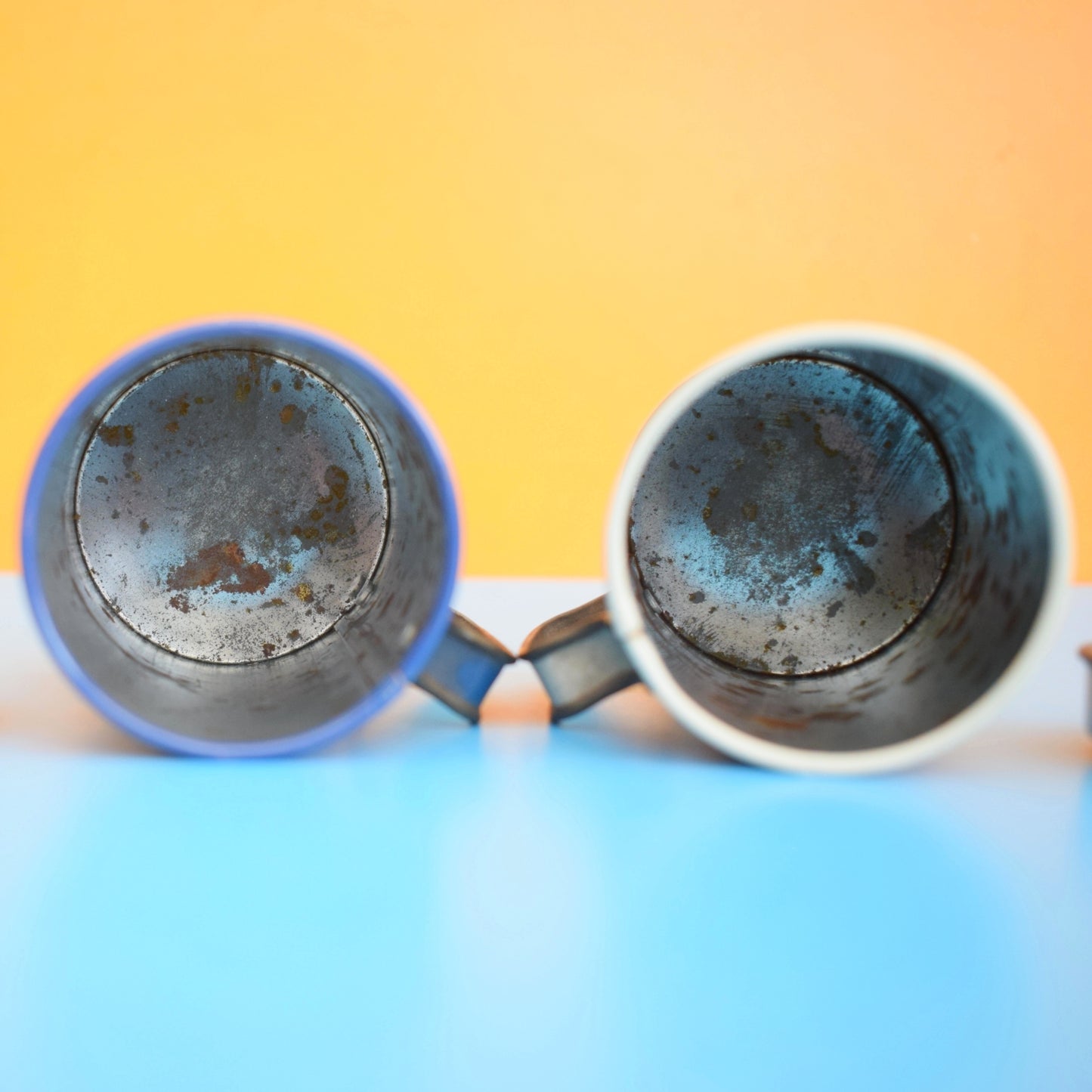 Vintage 1960s Salt & Pepper Tins - American - Giftco