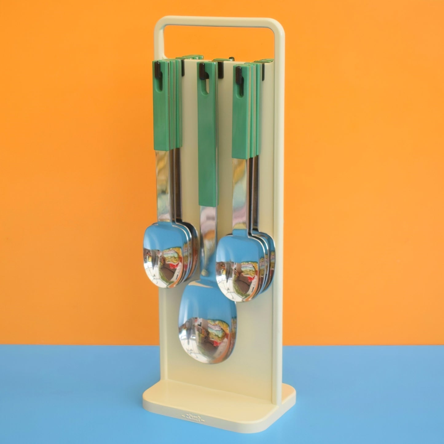 Vintage 1980s Italian Cutlery On Stand - Abert Nicrosil - ABS Plastic - Green by Vintage