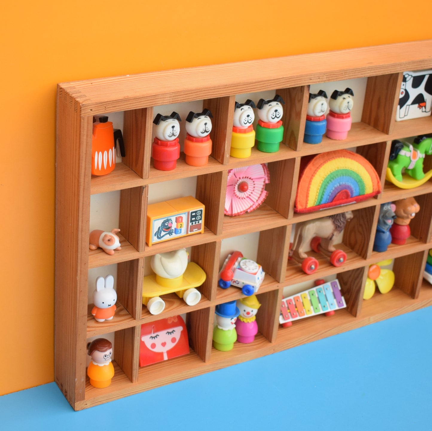 Vintage 1990s Wooden Display Unit - Ikea (Printers Tray Style) .