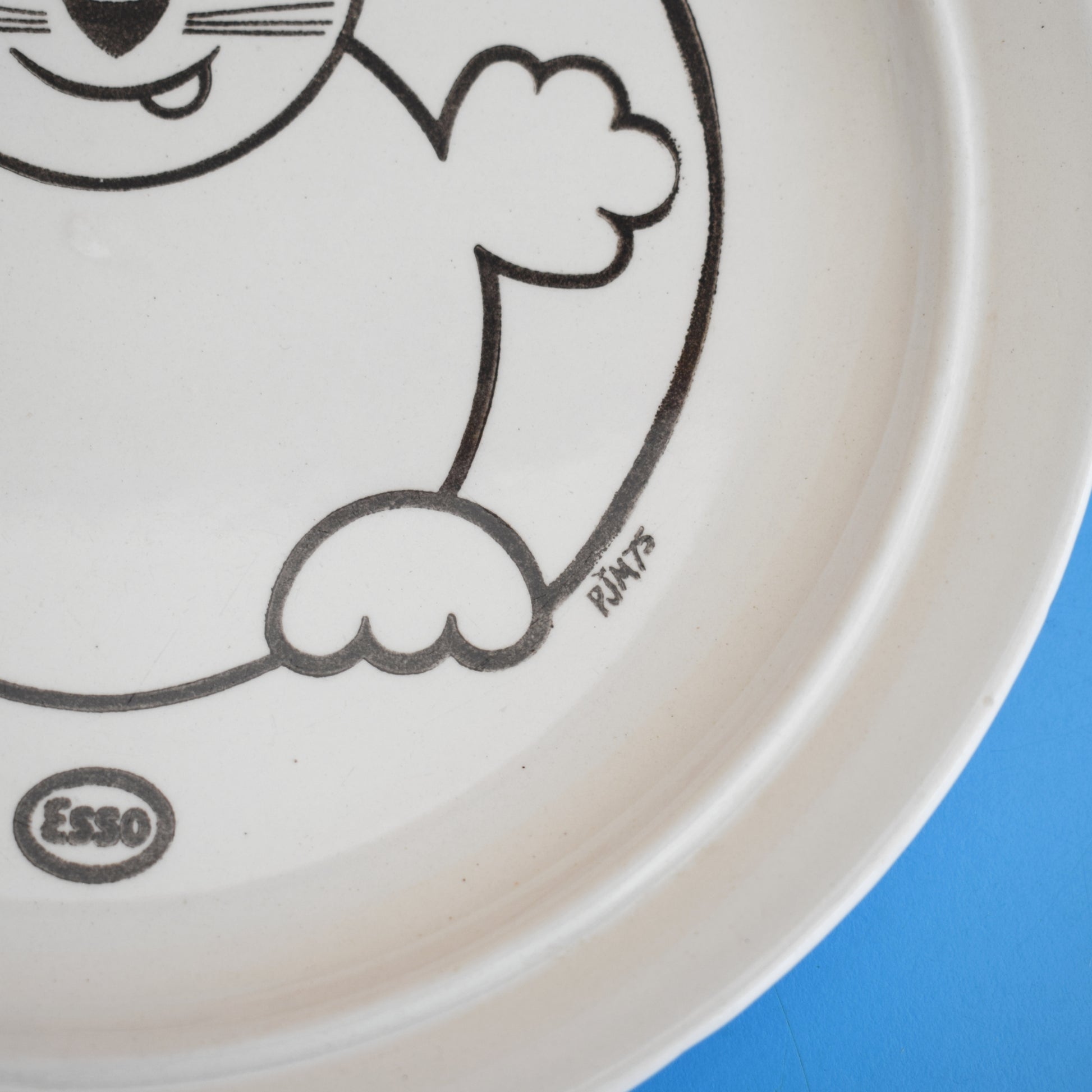 Vintage 1970s Esso Animal Children's Plates - Ceramic - Cat/ Bear by Pineapple Retro