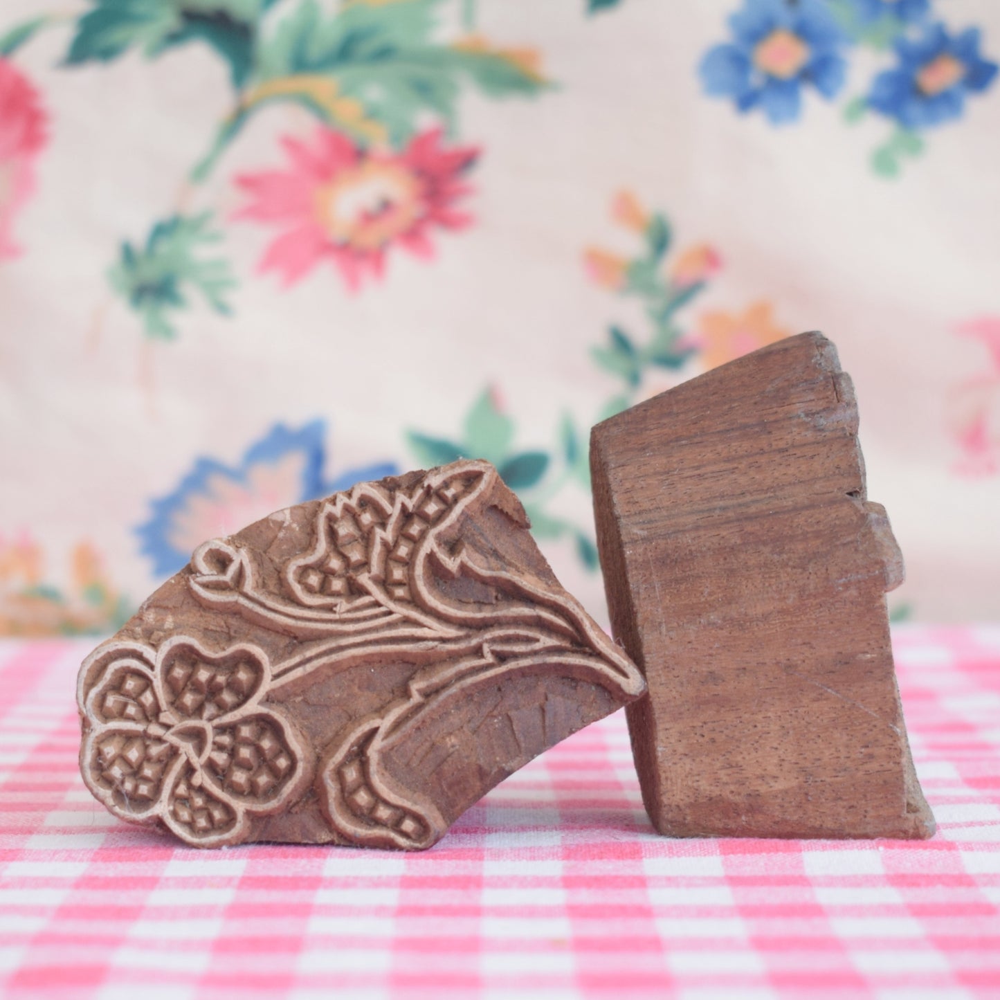 Vintage 1950s Wooden Folk Art Style Printers Blocks / Stamps - Flowers x2 by Pineapple Retro