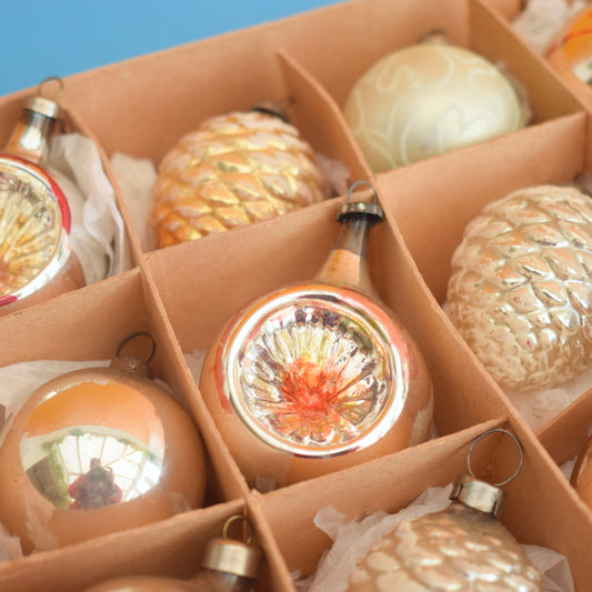 Vintage 1960s Glass Christmas Baubles - Concave- Orig Box