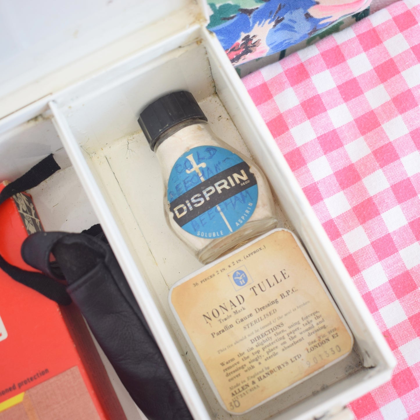 Vintage 1960s First Aid Case / Tin - Metal