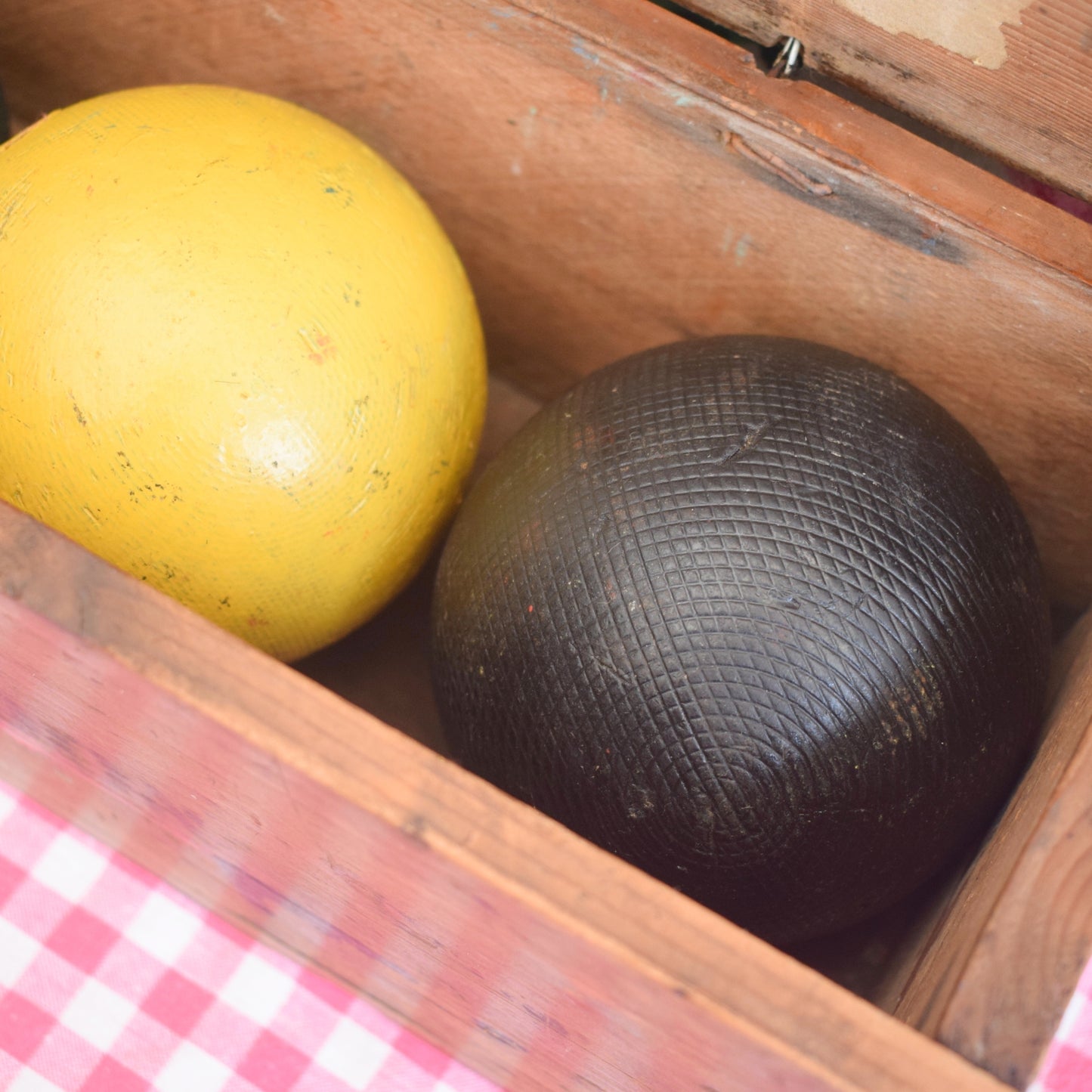 Vintage 1900s Croquet Balls x4 - Original Wooden Case - Jacques by Pineapple Retro