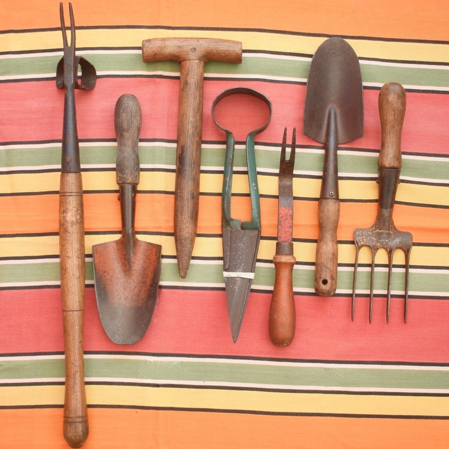 Vintage Garden Hand Tools - Various - Daisy Grubber. Fork, Dibber, Trowels