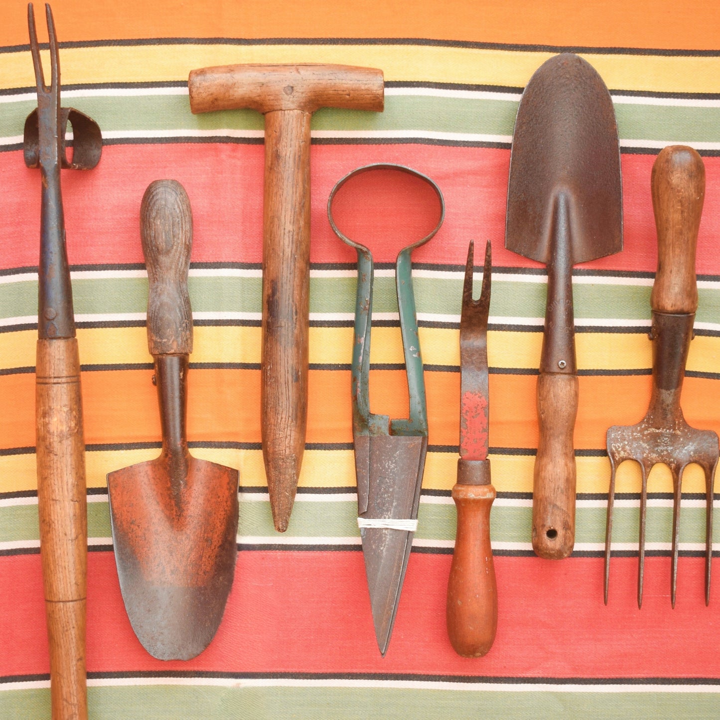 Vintage Garden Hand Tools - Various - Daisy Grubber. Fork, Dibber, Trowels