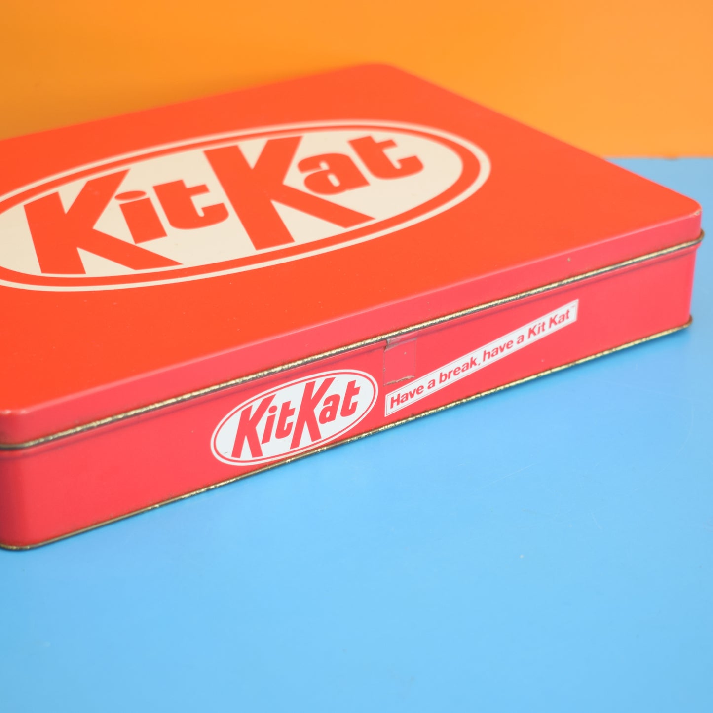Vintage 1980s Kit Kat Metal Tin - Advertising