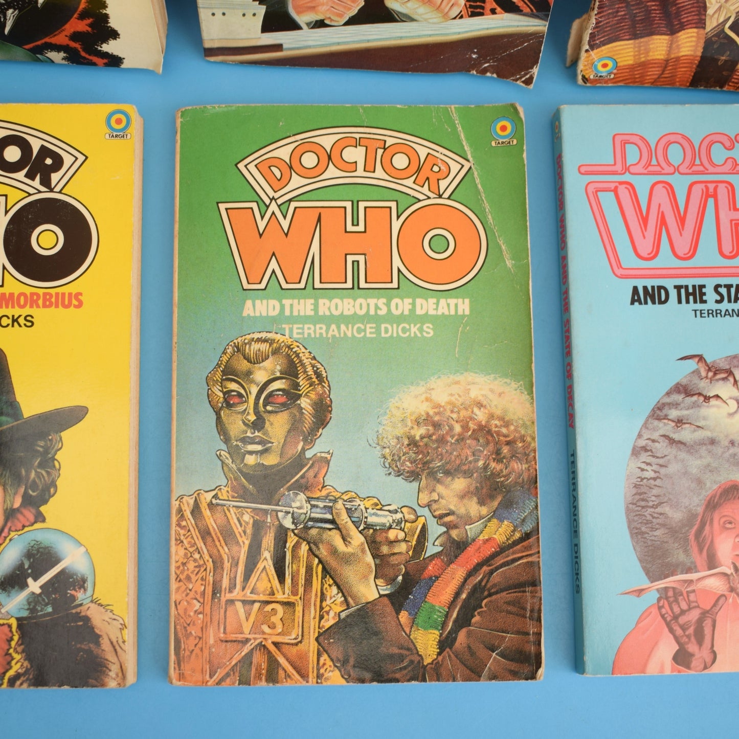 Vintage 1970s/ 80s Doctor Who Books .