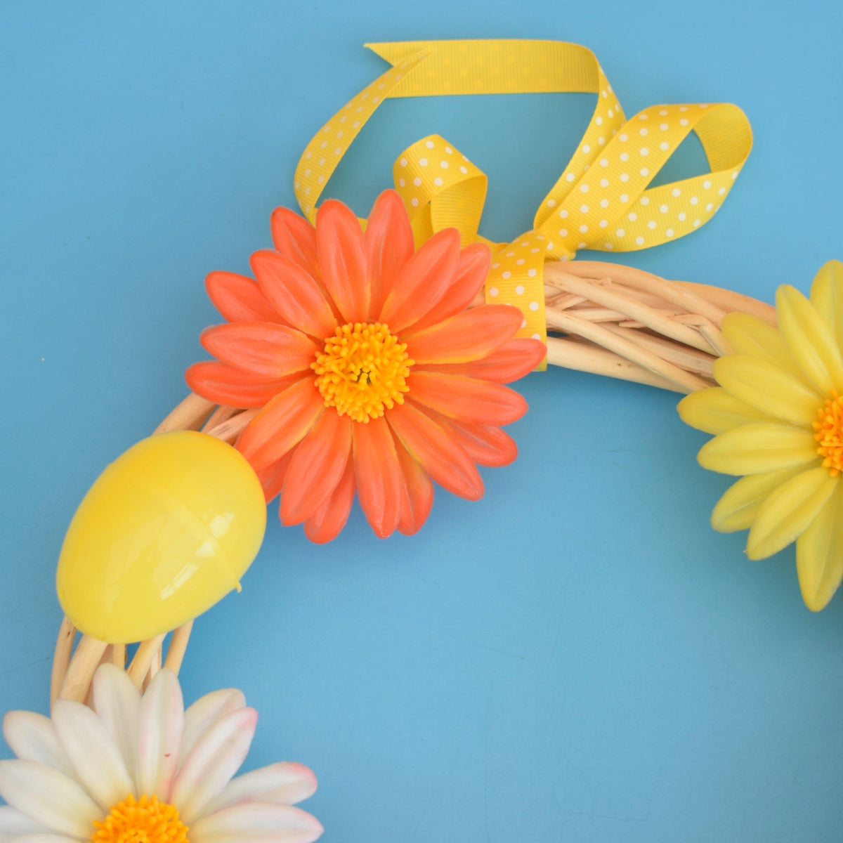 Vintage 1970s Easter / Spring Wreath- Vintage Flower Decorations - Orange / Pink by Pineapple Retro