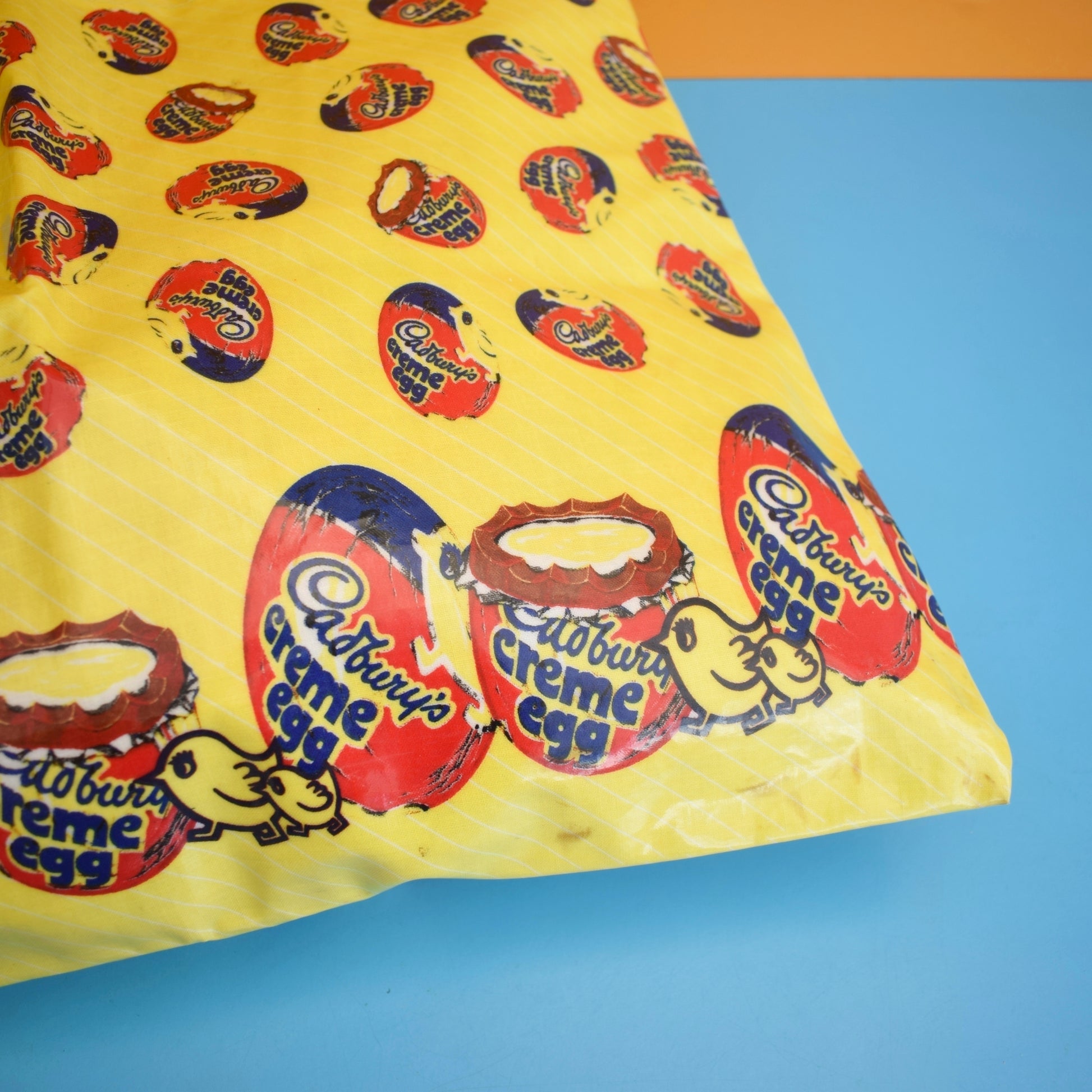 Vintage 1980s PVC Shopper Bag - Cadburys Creme Egg Advertising . by Pineapple Retro