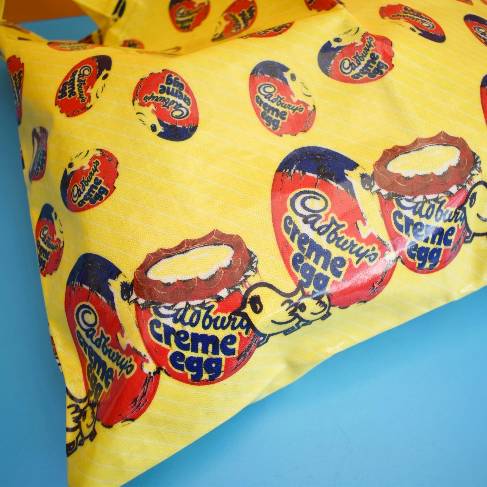 Vintage 1980s PVC Shopper Bag - Cadburys Creme Egg Advertising . by Pineapple Retro