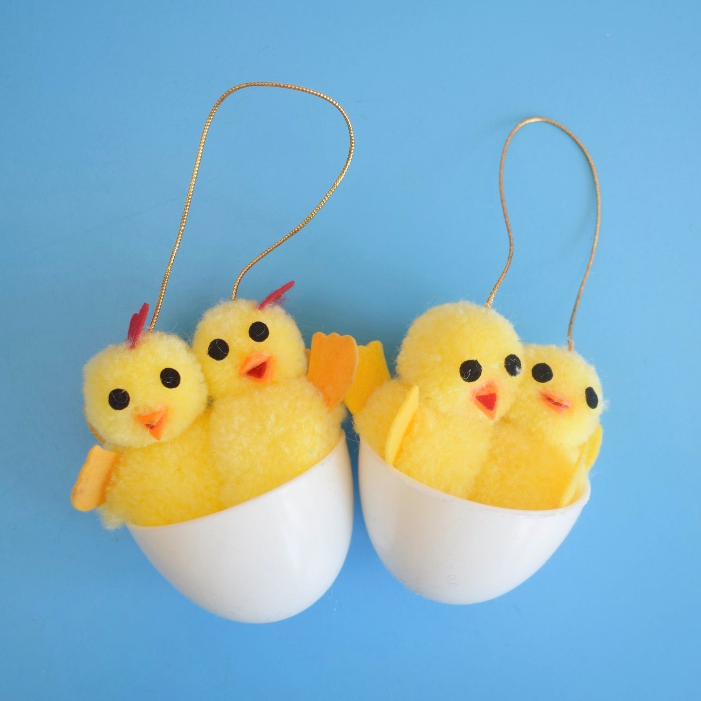 Vintage 1970s Pom Pom Chicks In Hanging Eggs