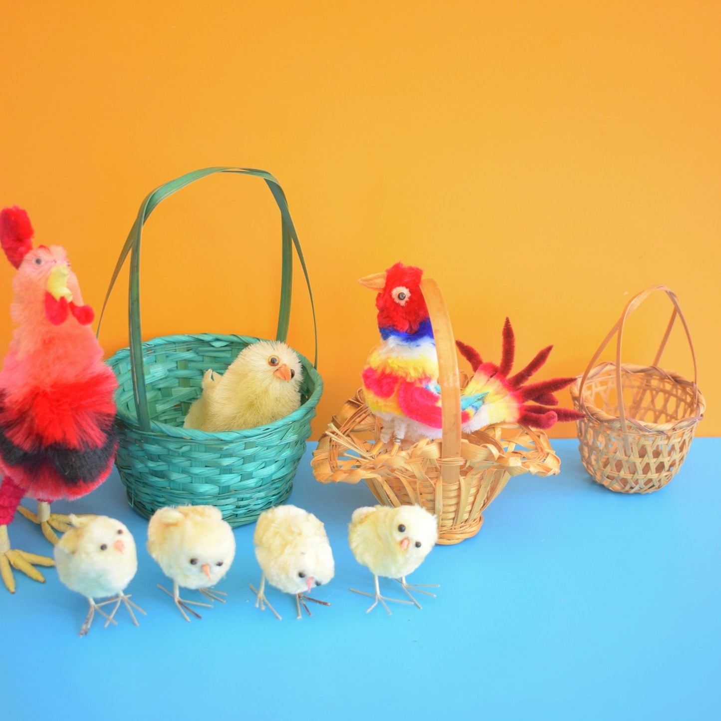 Vintage 1970s Chenille Pipe Cleaner Birds/ Chicks