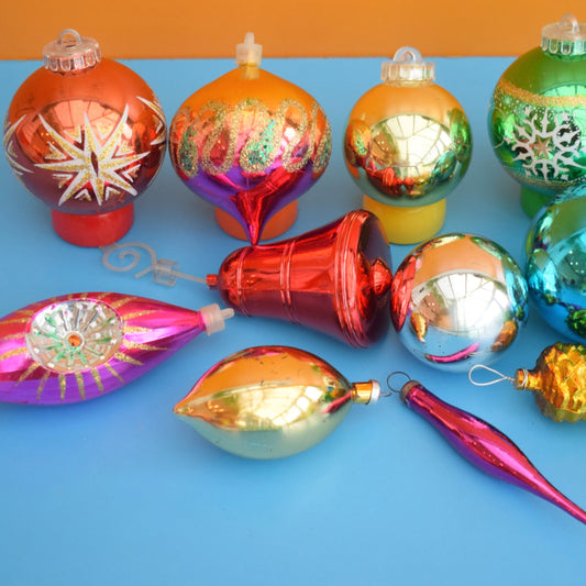 Vintage 1970s Mixed Plastic Christmas Decorations x14