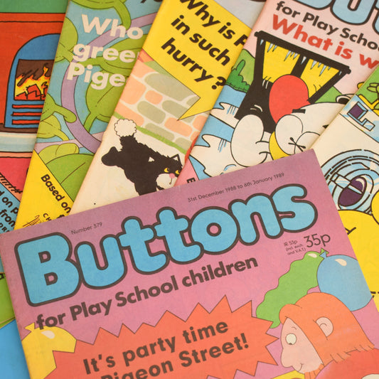 Vintage 1980s Buttons Magazines 89 by Pineapple Retro