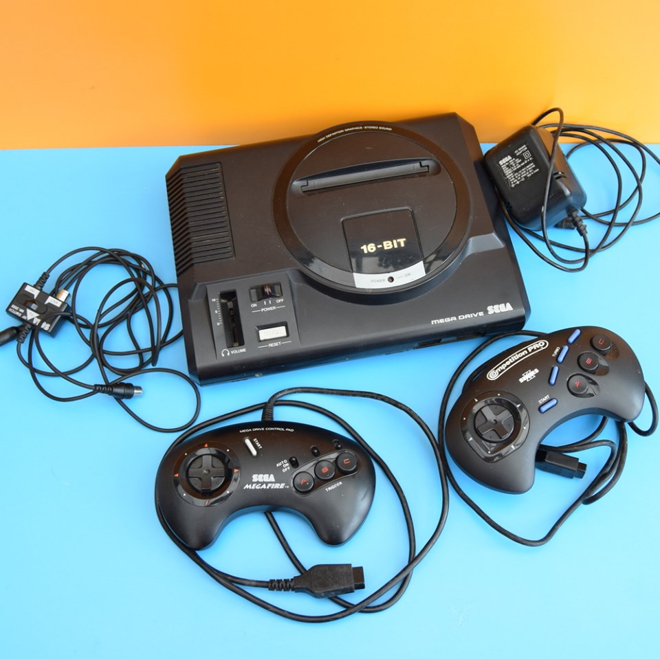 Vintage 1990s Mega Drive Console - Multiplayer .