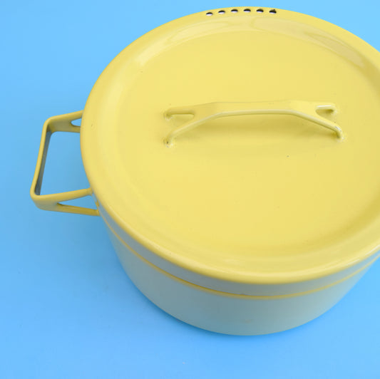 Vintage 1960s Enamel Casserole Pan Set - Finel Arabia - Lime Green