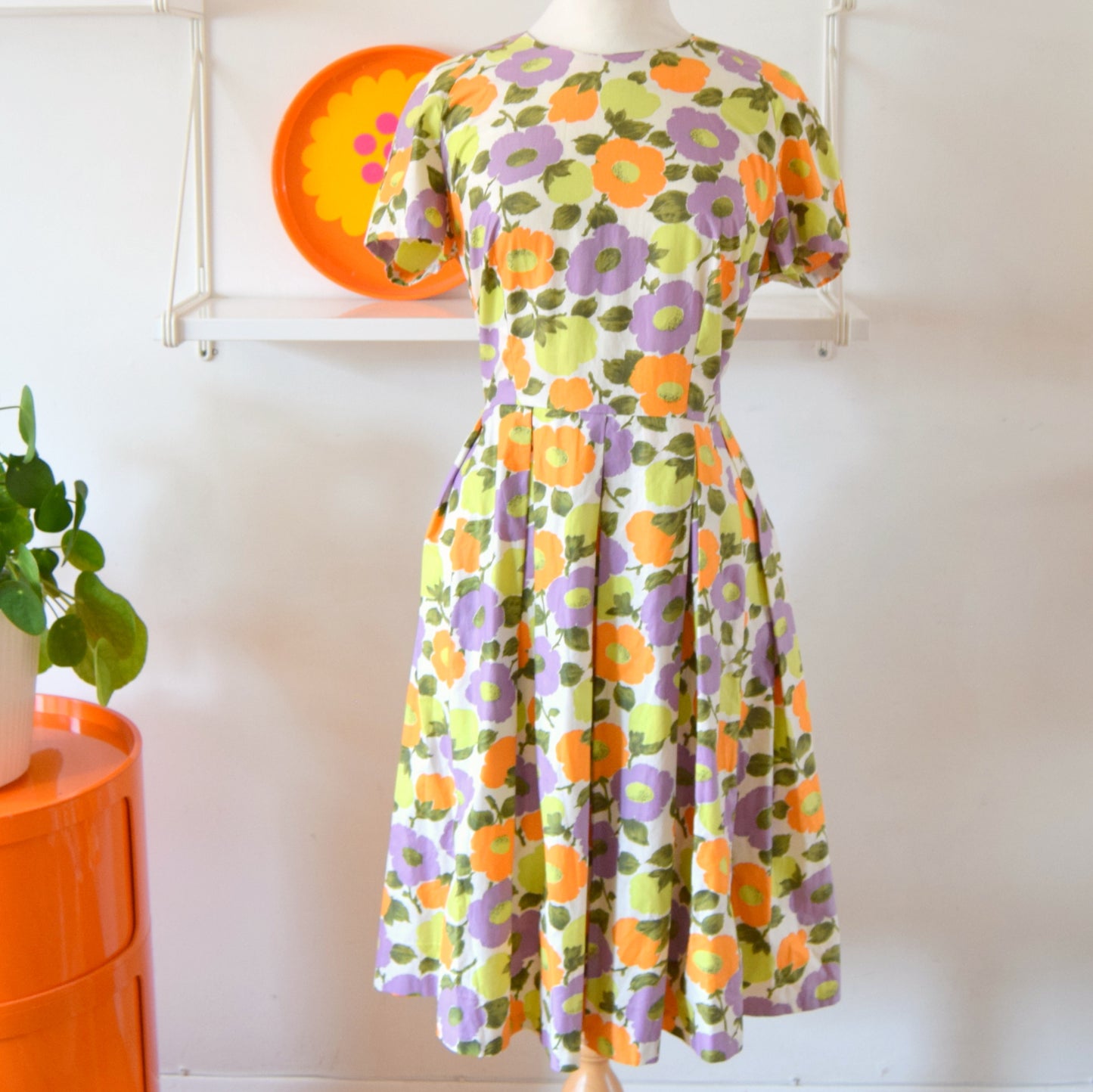 Vintage 1960s Fit & Flare Flower Power Dress - Sz 14 - Purple & Orange by Pineapple Retro