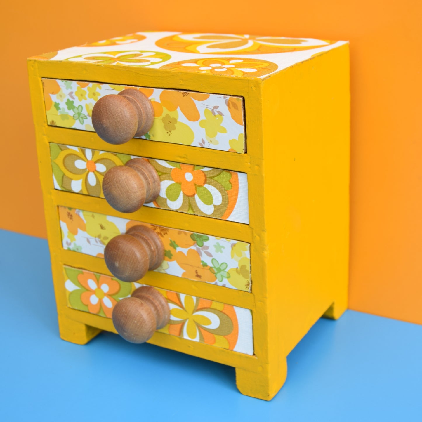 Vintage Tiny Wooden Drawer Unit - Vintage Wallpapers - Yellow